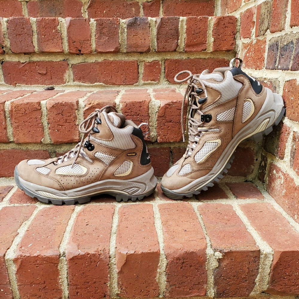 Vasque waterproof hiking boots